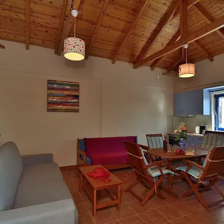 Klio Stone House Sea View 1km To The Beach 度假居 卡德哈米利