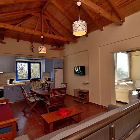 度假居 Klio Stone House Sea View 1km To The Beach 卡德哈米利